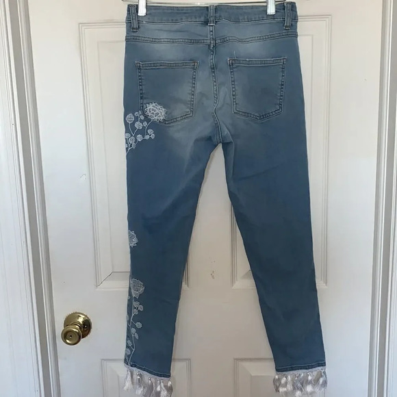Goldenpoint  Floral Tassel Jeans - Picture 2 of 7